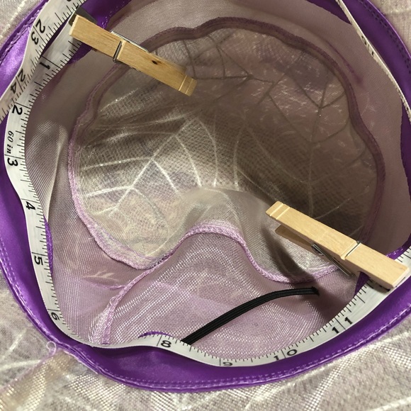 Purple fancy hat - Picture 9 of 11